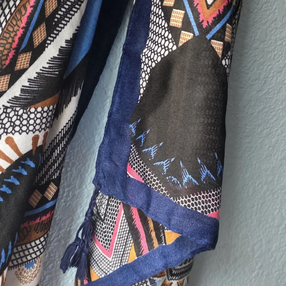 Colorful Geometric Pattern Scarf - Picture 3 of 5